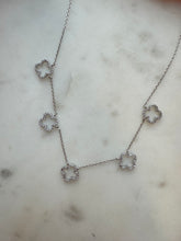 Load image into Gallery viewer, Silver Clover Necklace
