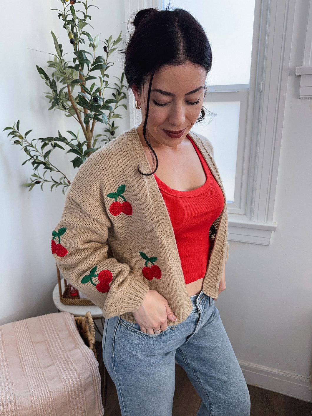 Cherry Cardigan (khaki)