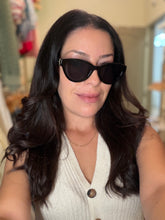 Load image into Gallery viewer, Camille Sunnies
