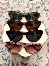 Load image into Gallery viewer, Camille Sunnies
